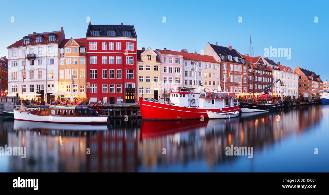 Yacht copenhagen hi-res stock photography and images - Alamy