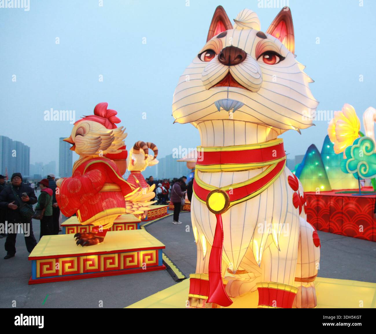 Visitors admire lantern displays at the Qinhuai Lantern Festival in ...