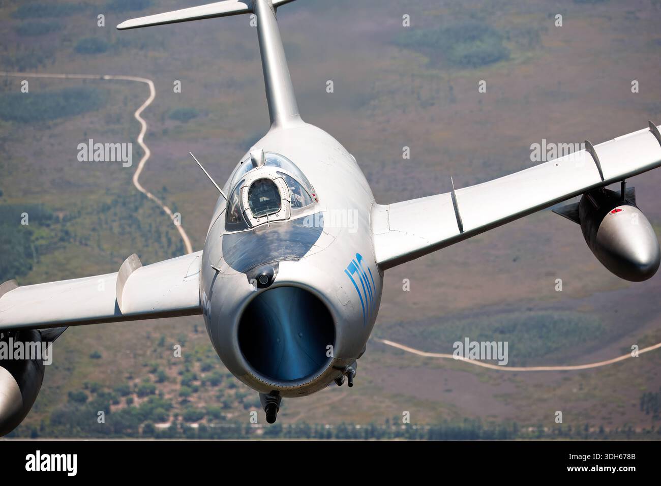 Single engine turbojet design hi-res stock photography and images - Alamy