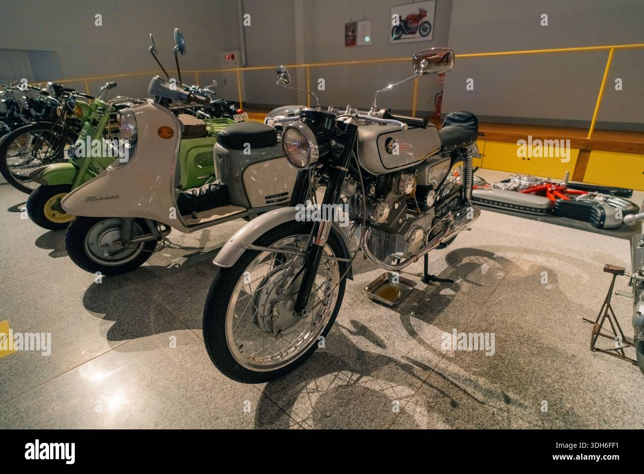 Benly hi-res stock photography and images - Alamy
