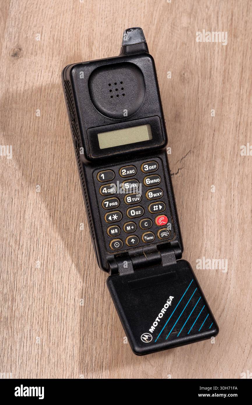 Téléphone Portable Motorola MICRO TAC II Vintage - Pour Pièces / Ne Fonctionne Pas