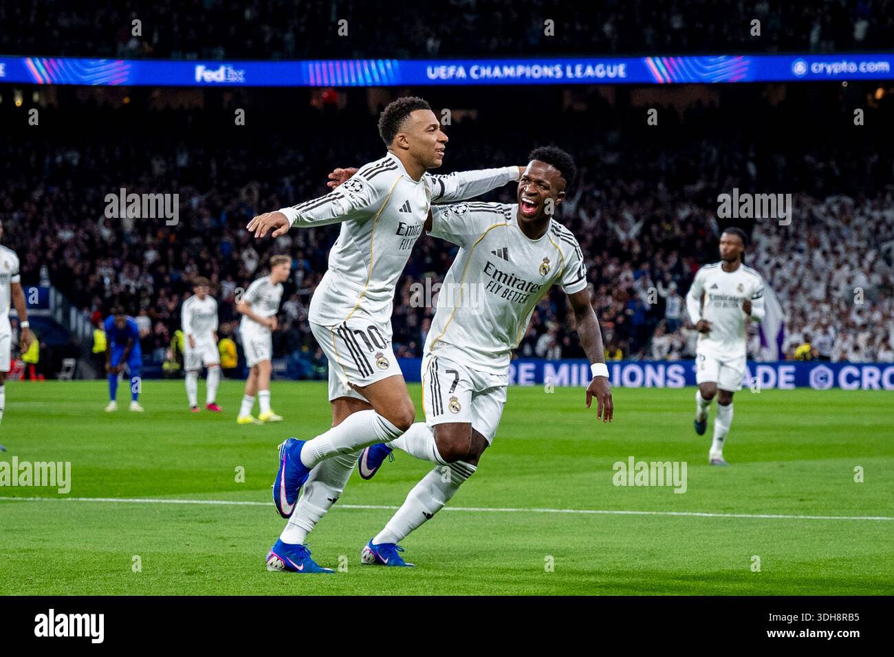 Madrid, Madrid, Spain. 20th Jan, 2026. Kylian Mbappe of Real Madrid (L)  celebrates his goal with Vinicius Junior of Real Madrid (R) during the UEFA  Champions League 2025/26 League Phase MD7 match