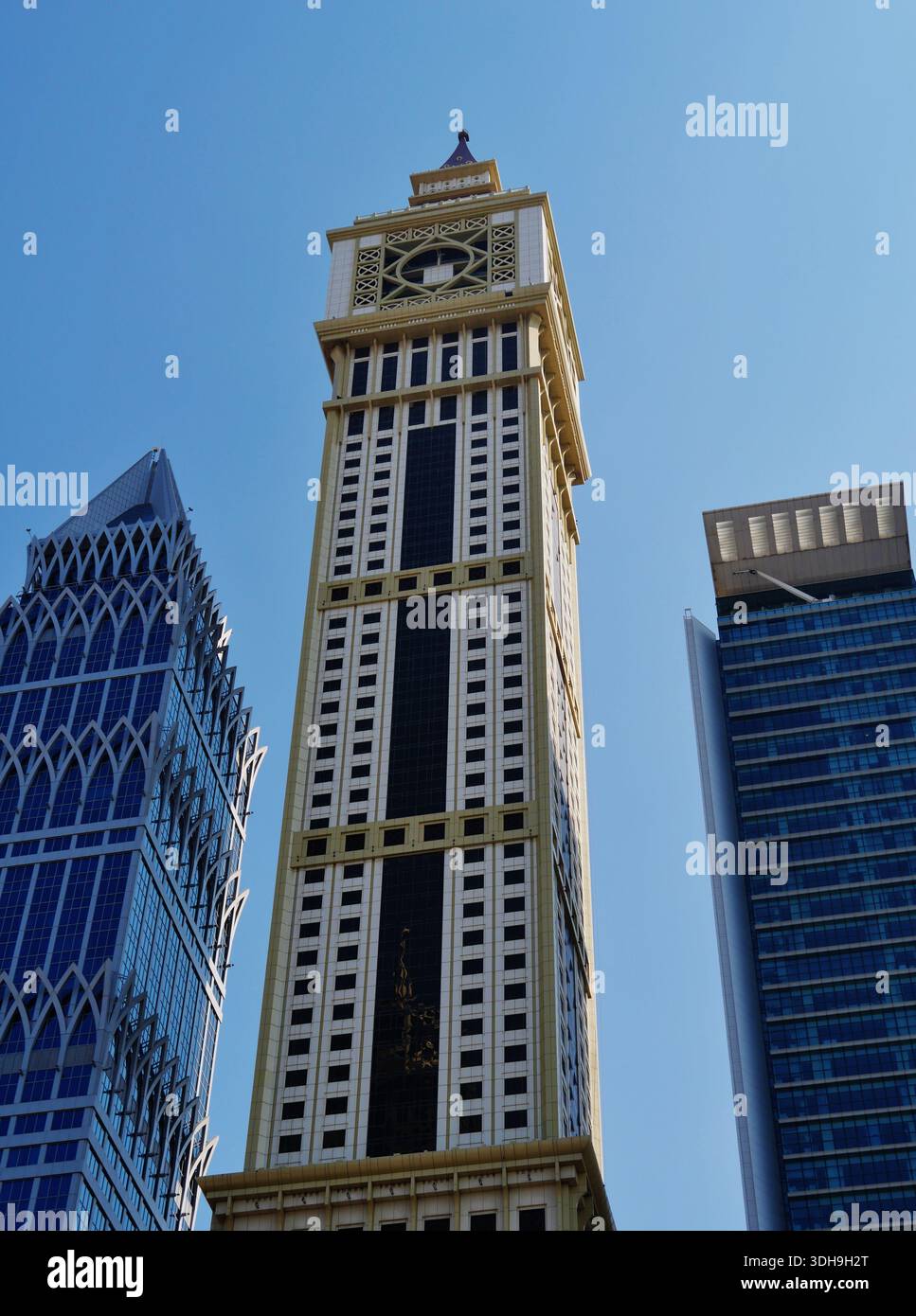 Sheikh Zayed Road: Al Yakoub Tower, Dubai, Dubai Emirate, United Arab ...