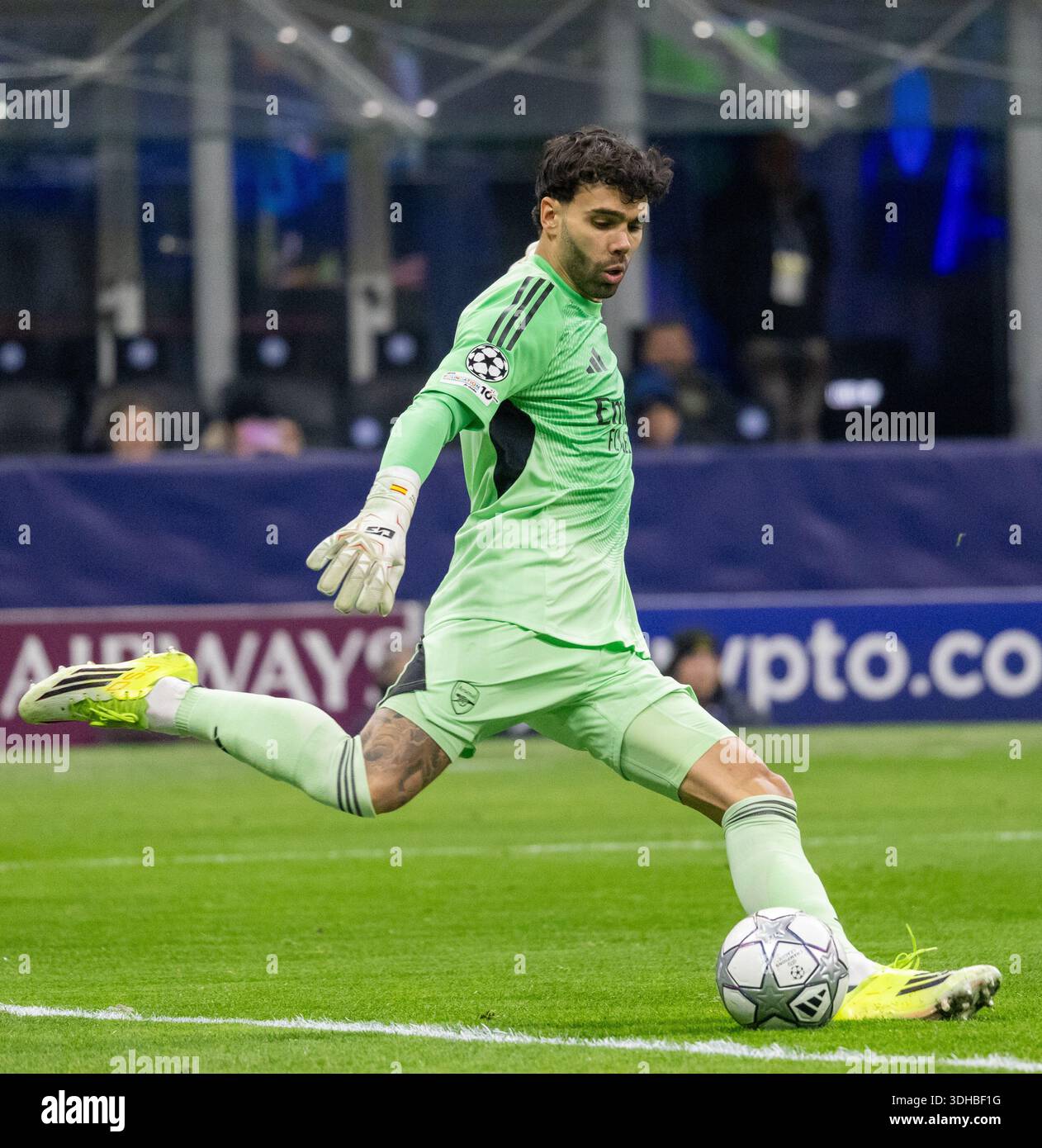 david raya arsenal fc during matchday 7 Fc Internazionale Milano vs ...