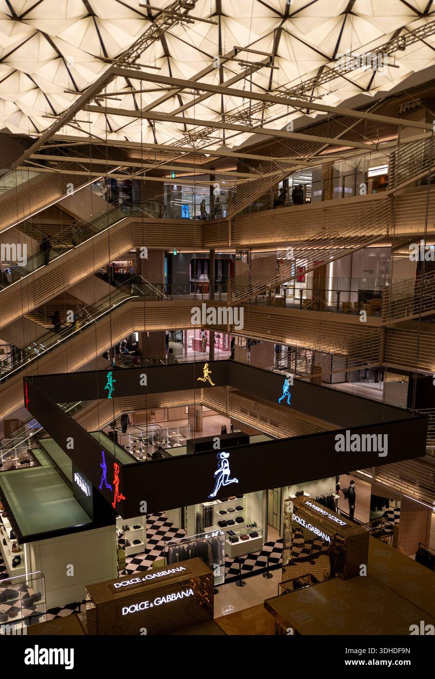 Ginza 6 Shopping Centre with art installation by Julian Opie