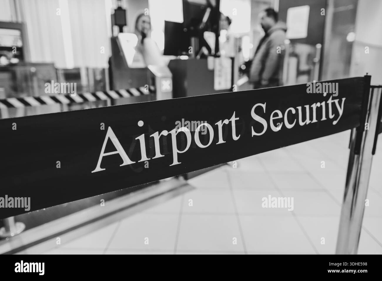 Airliner gate Black and White Stock Photos & Images - Alamy