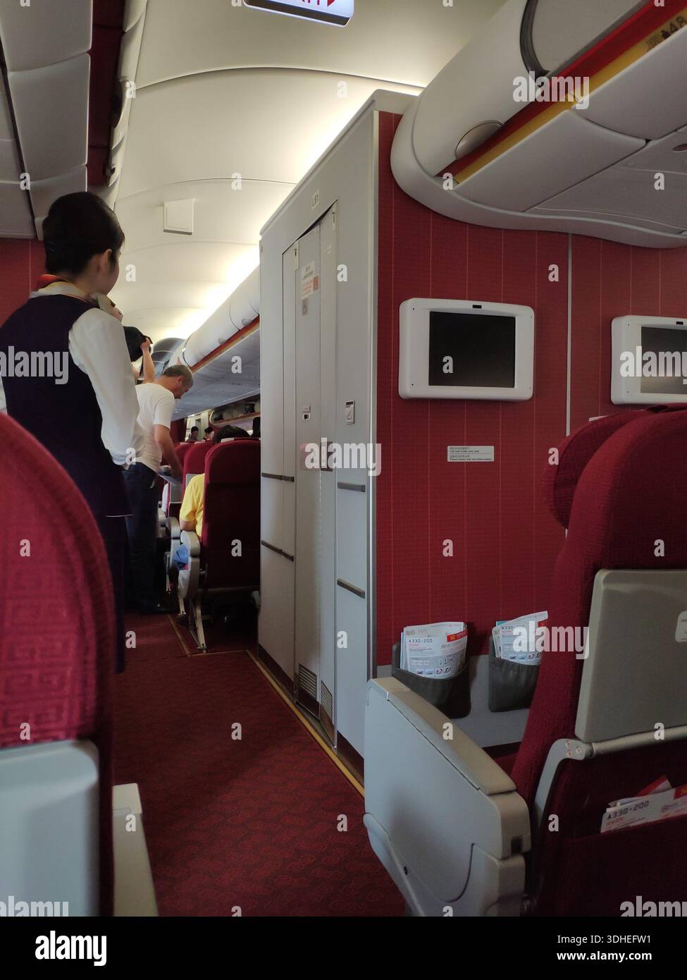Flight passengers cabin crew hi-res stock photography and images - Alamy