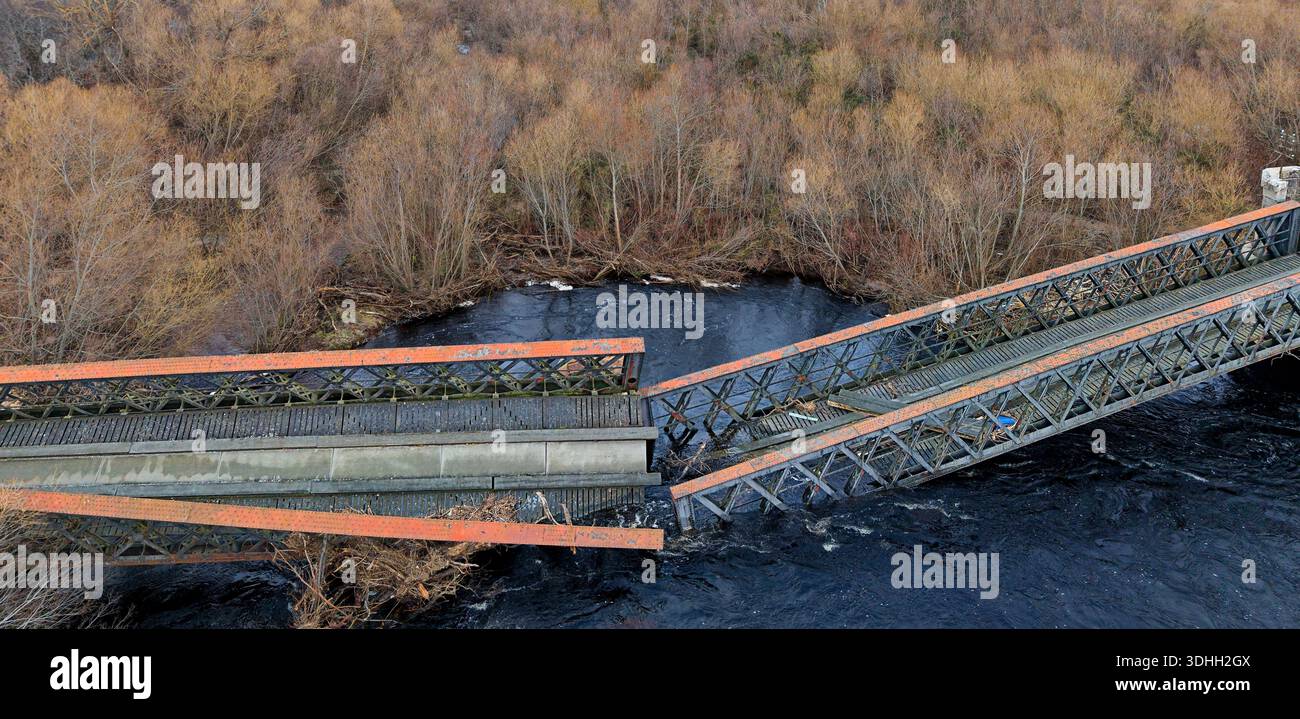 River Spey Railway Bridge Scotland five weeks after initial collapse part 2 Stock Photo