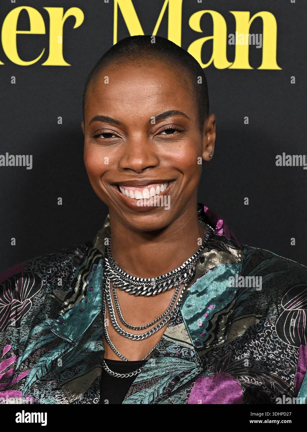 Hollywood USA 22nd Jan 2026 Sasheer Zamata Arriving At Marvel Hollywood Usa 22nd Jan 2026 Sasheer Zamata Arriving At Marvel Televisions Wonder Man Launch Event Held At The Tcl Chinese Theatre On January 22 2026 In Hollywood Ca Starbuck Credit Affalamy Live News 3DHPD27