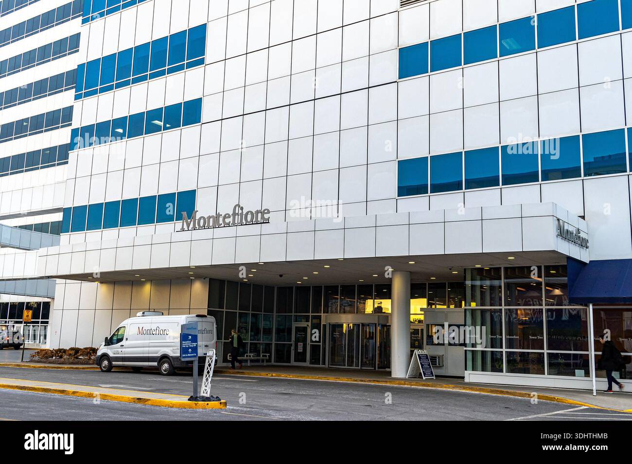 Montefiore Sign Montefiore and einstein hi-res stock photography and images - Alamy