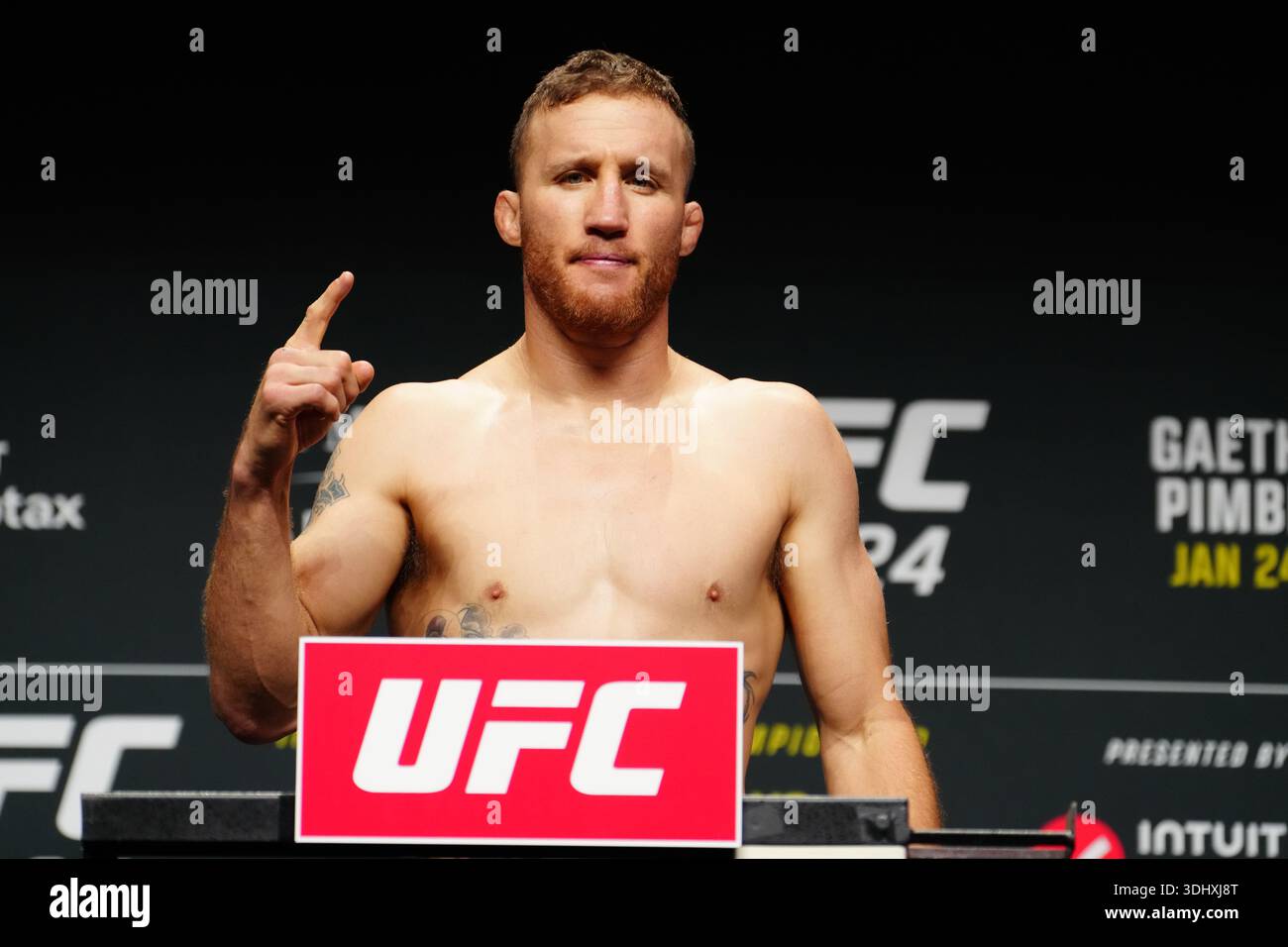 Justin gaethje hi-res stock photography and images - Alamy
