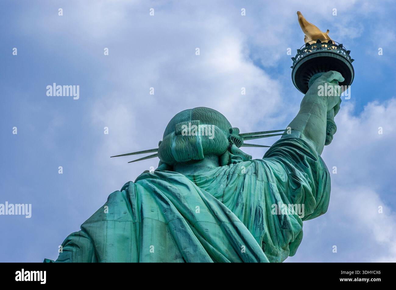 Statue liberty back view from hi-res stock photography and images