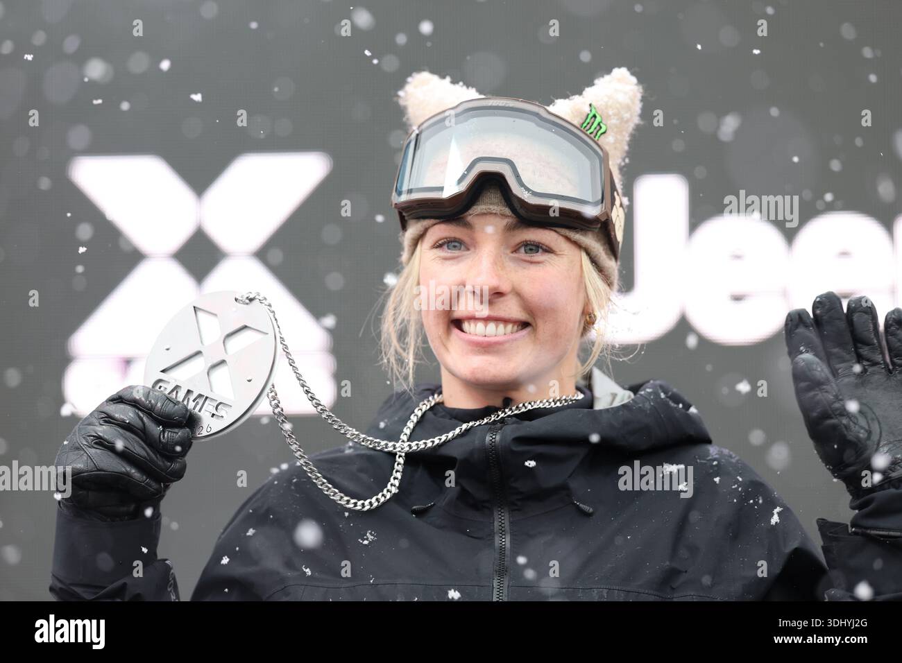 Zoi Sadowski-Synnott of New Zealand, silver, celebrates on the
