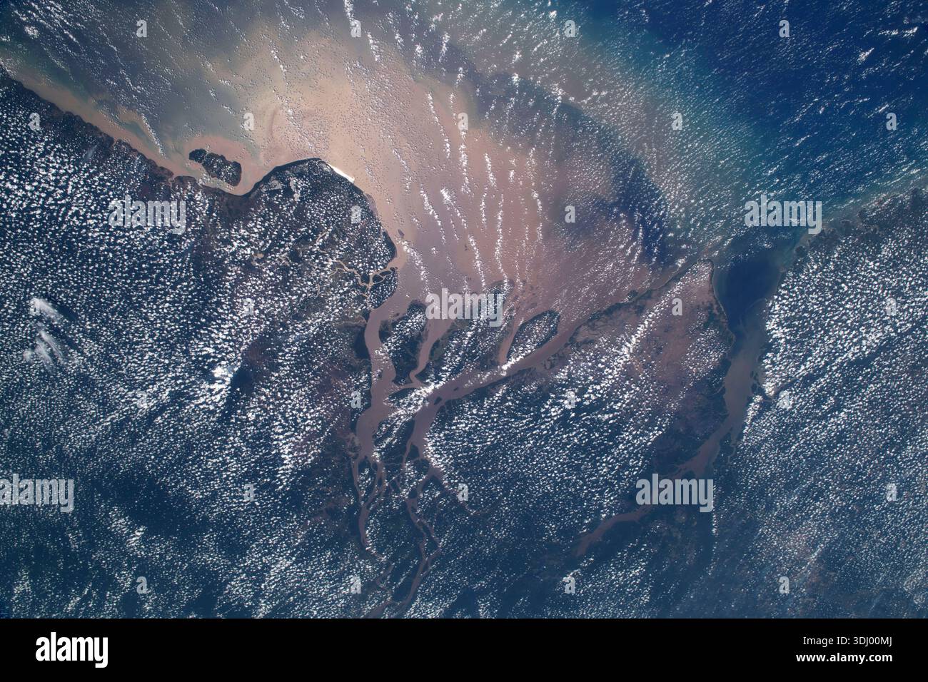 Amazon empties into the atlantic ocean hi-res stock photography and ...