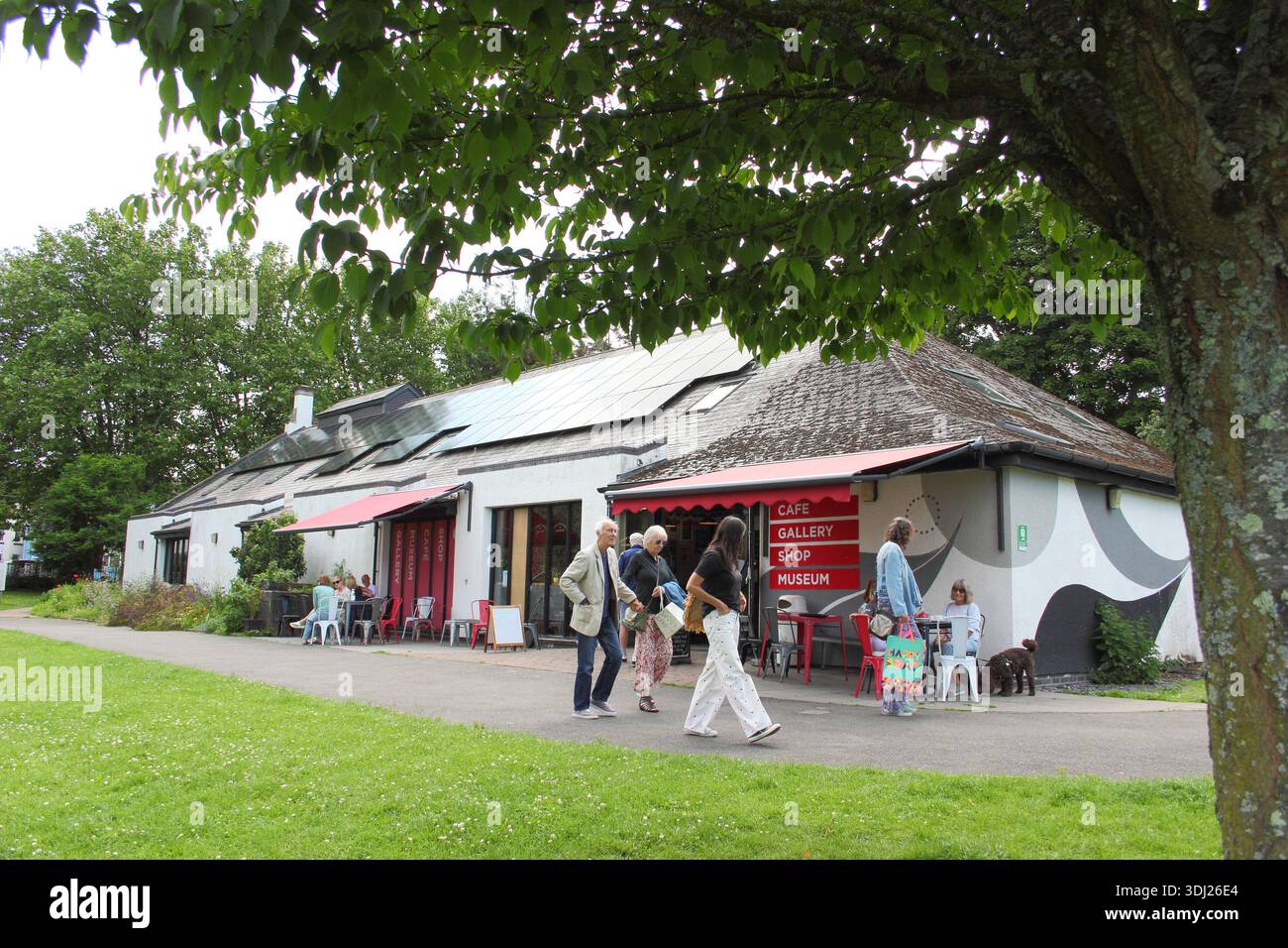 Bideford cafe hi-res stock photography and images - Alamy