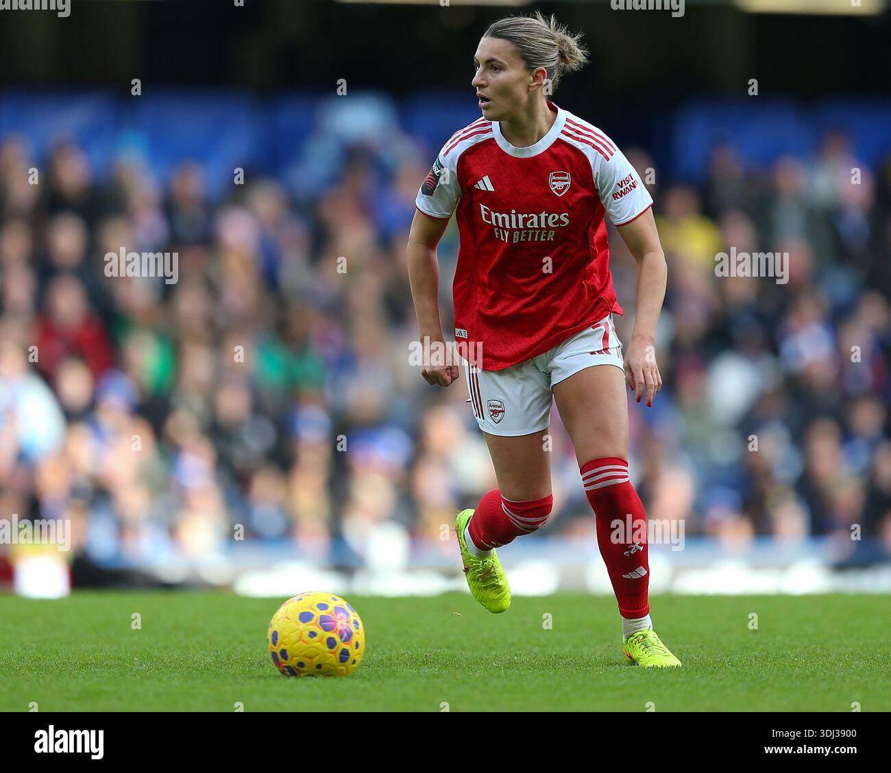 London, England, January 24 2026: Steph Catley (7 Arsenal) during the ...