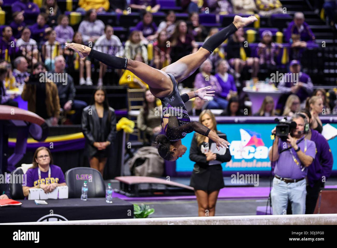 Lsu Jazz Routine January 23, 2026: LSU's Amari Drayton performs her balance beam routine ...