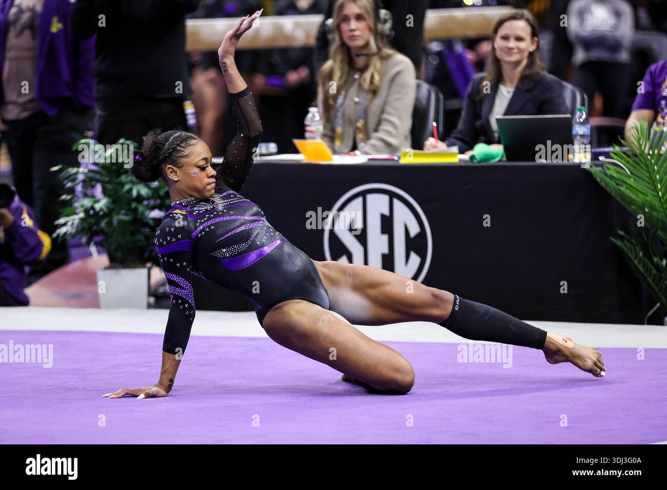 January 23, 2026: LSU's Amari Drayton performs her floor routine during ...