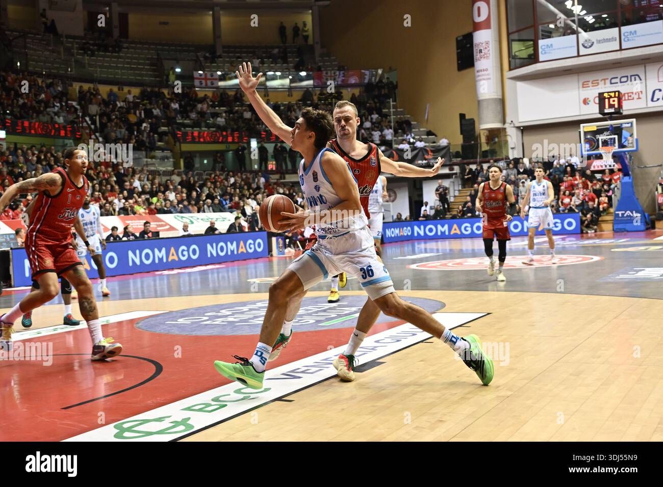 dinamo sassari - treviso basket