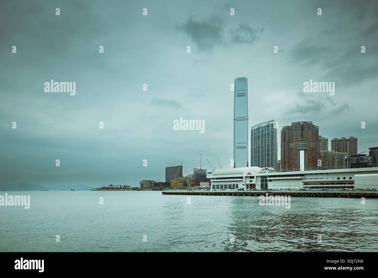 International Commerce Centre and West Kowloon skyline across the harbour Stock Photo