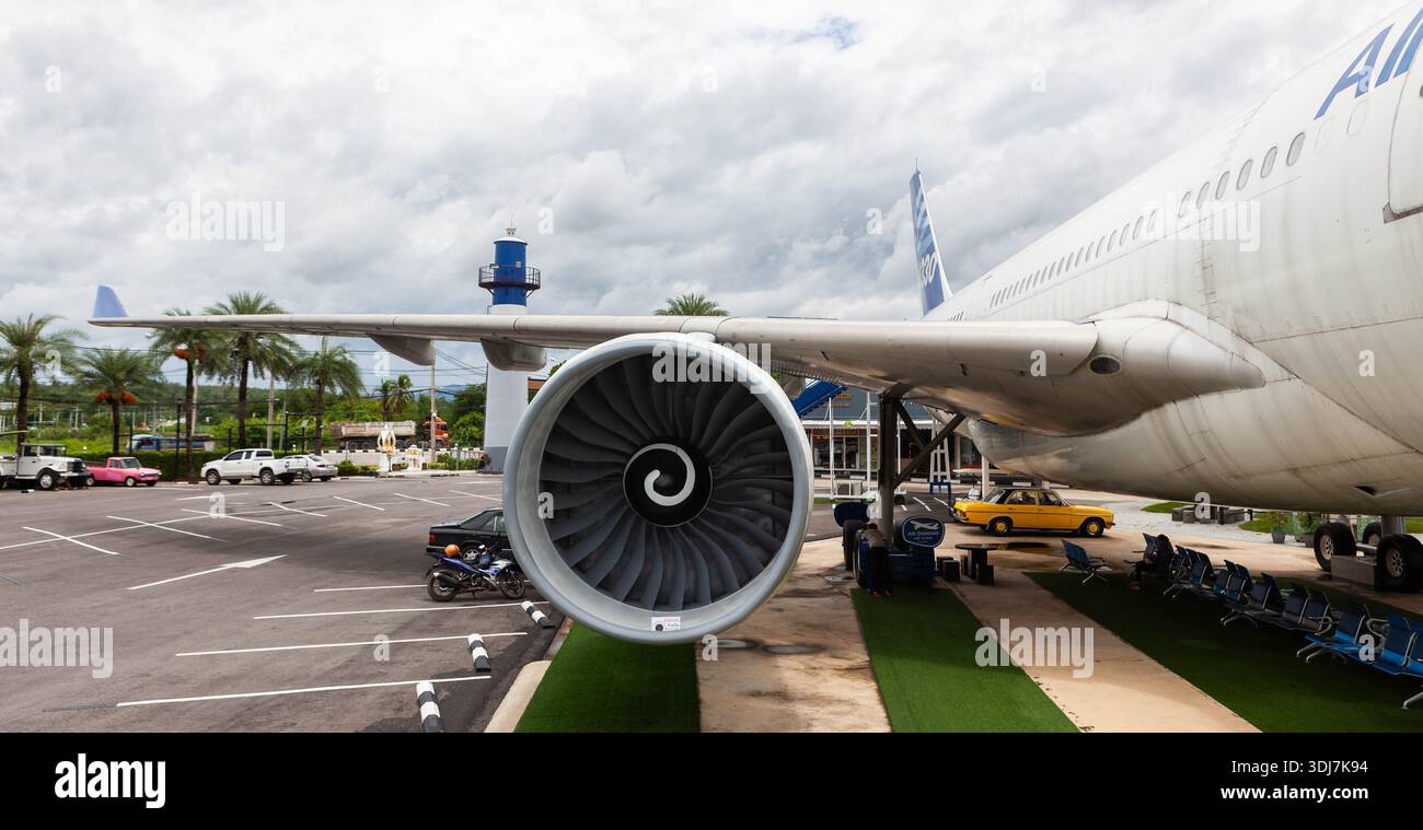 A330 300 seat hi-res stock photography and images - Alamy
