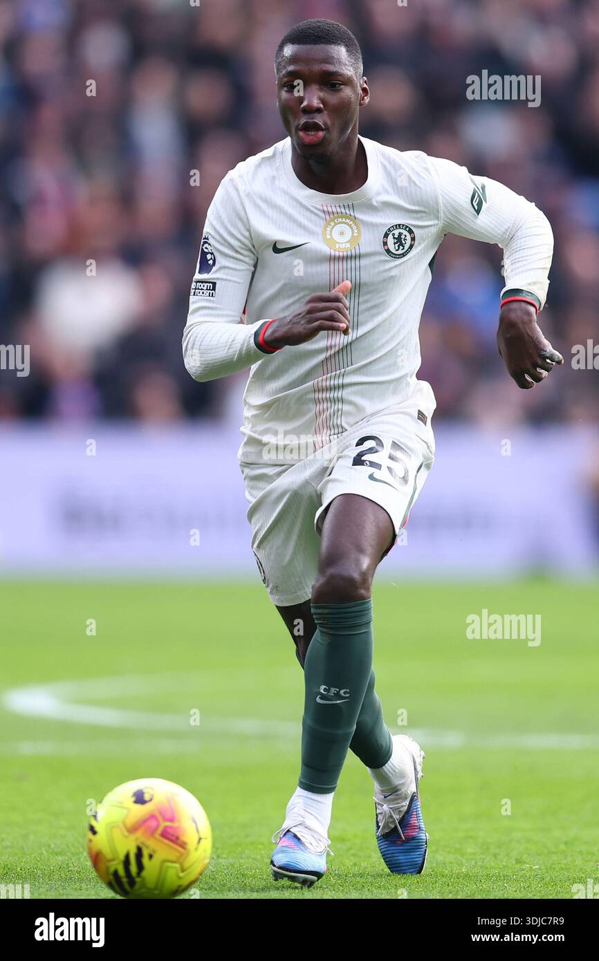 London, UK. 25th Jan, 2026. Moisés Caicedo of Chelsea during the ...