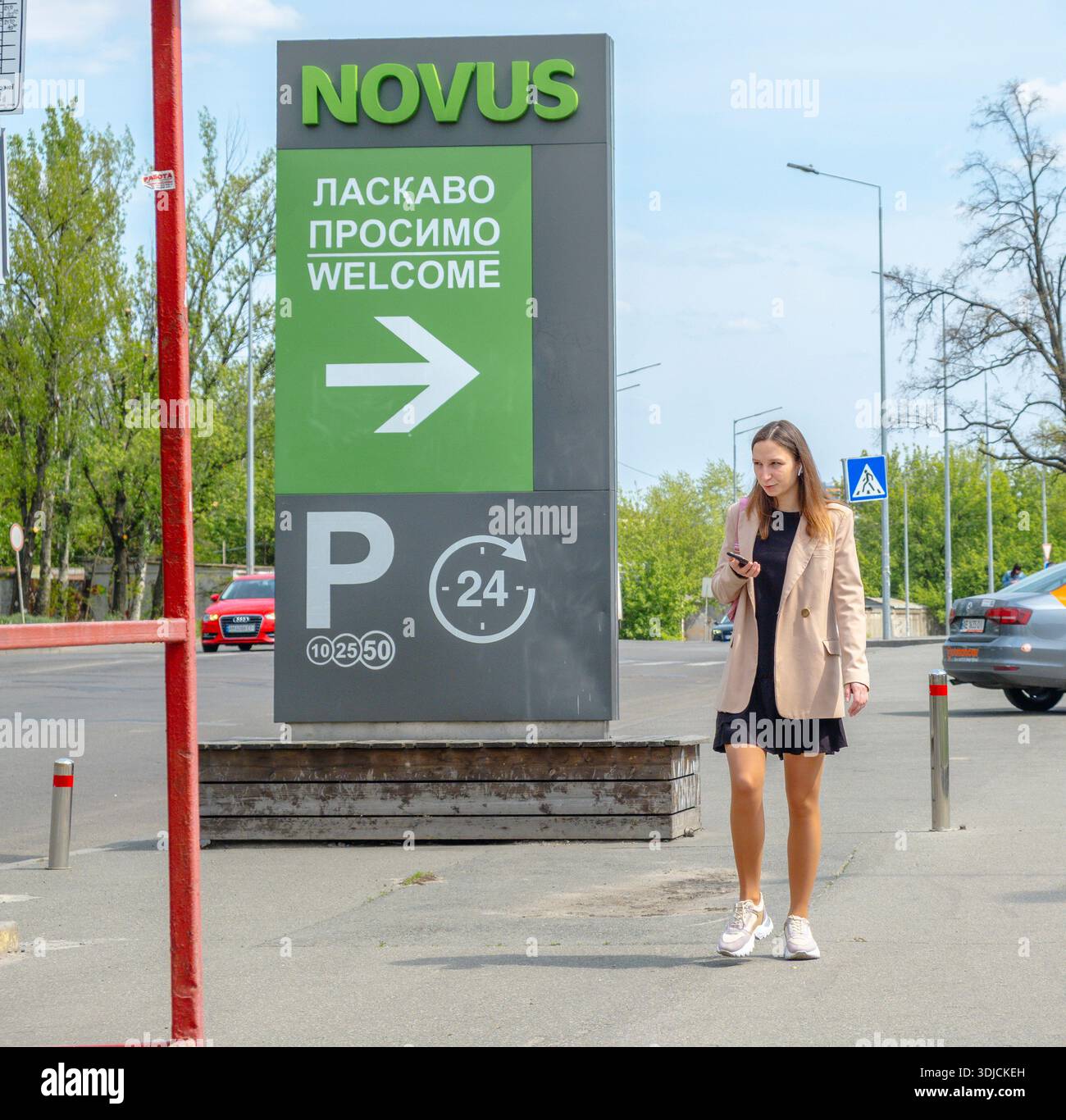 Novus sign hi-res stock photography and images - Alamy