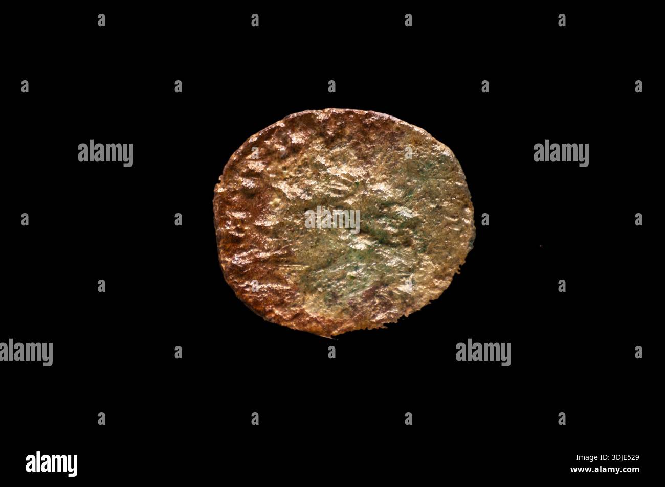 Claudius II (Divus Claudius) 3rd Century Copper Alloy Roman Radiate Coin Stock Photo