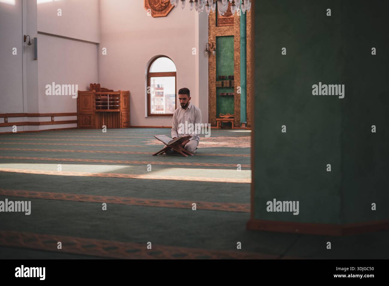 Namaz in the mosque hi-res stock photography and images - Alamy
