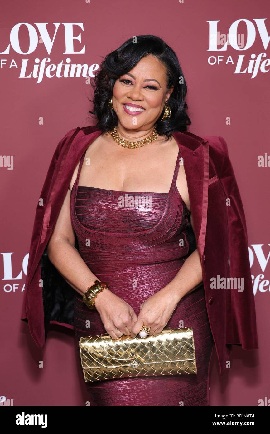 Lesa Rohin LOS ANGELES, CALIFORNIA - JANUARY 27: Lela Rochon attends Lifetime ...