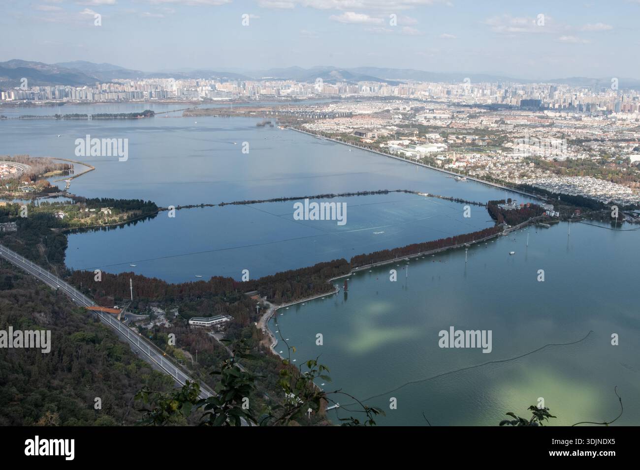 China yunnan kunming landscape hi-res stock photography and images