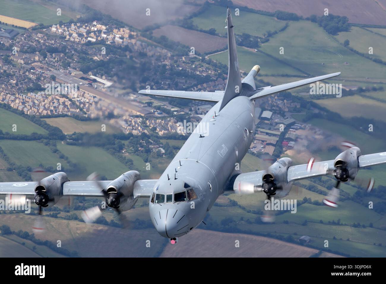 Lockheed 4 Engine Air-to-air view of a Royal Canadian Air Force Lockheed CP-140 Aurora ...
