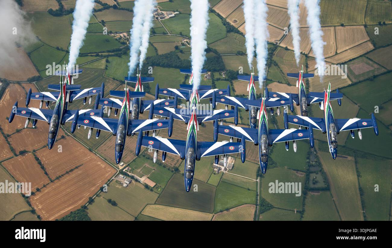 Fin configurations hi-res stock photography and images - Alamy