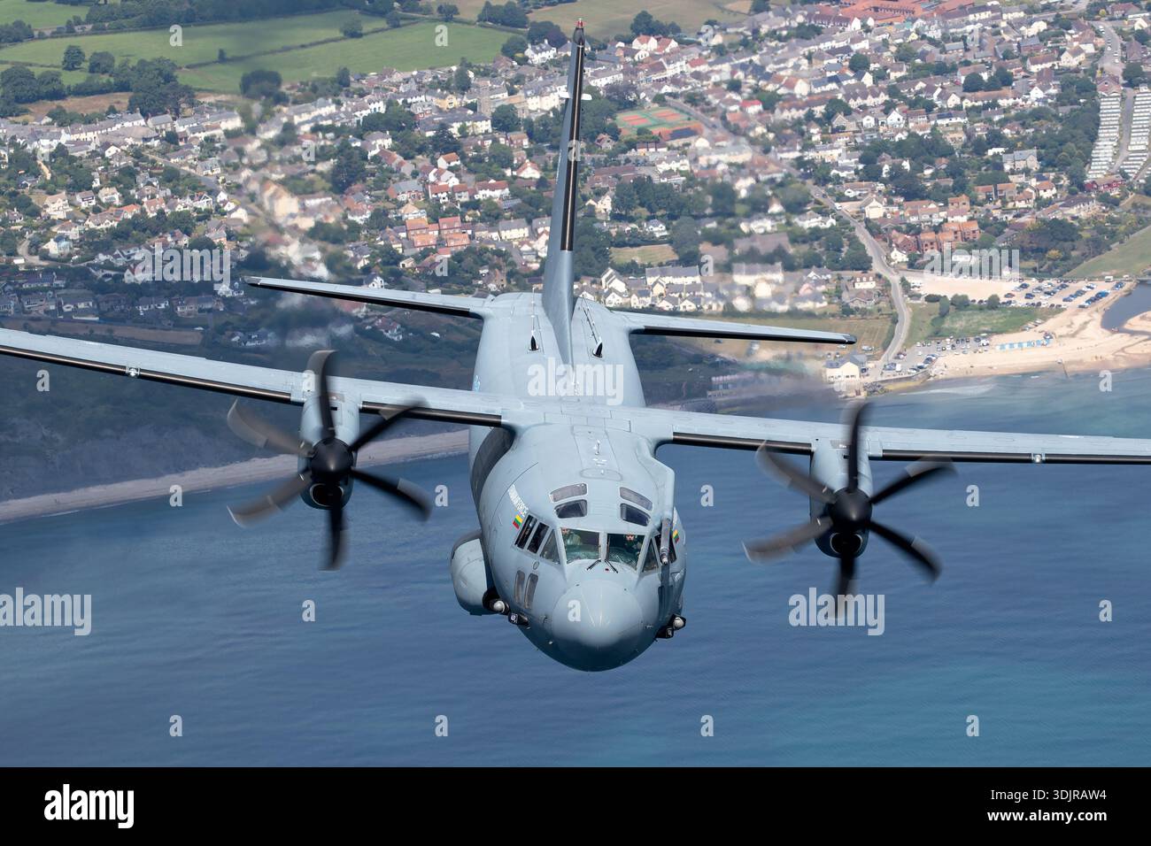 Twin turboprop engine system hi-res stock photography and images - Alamy