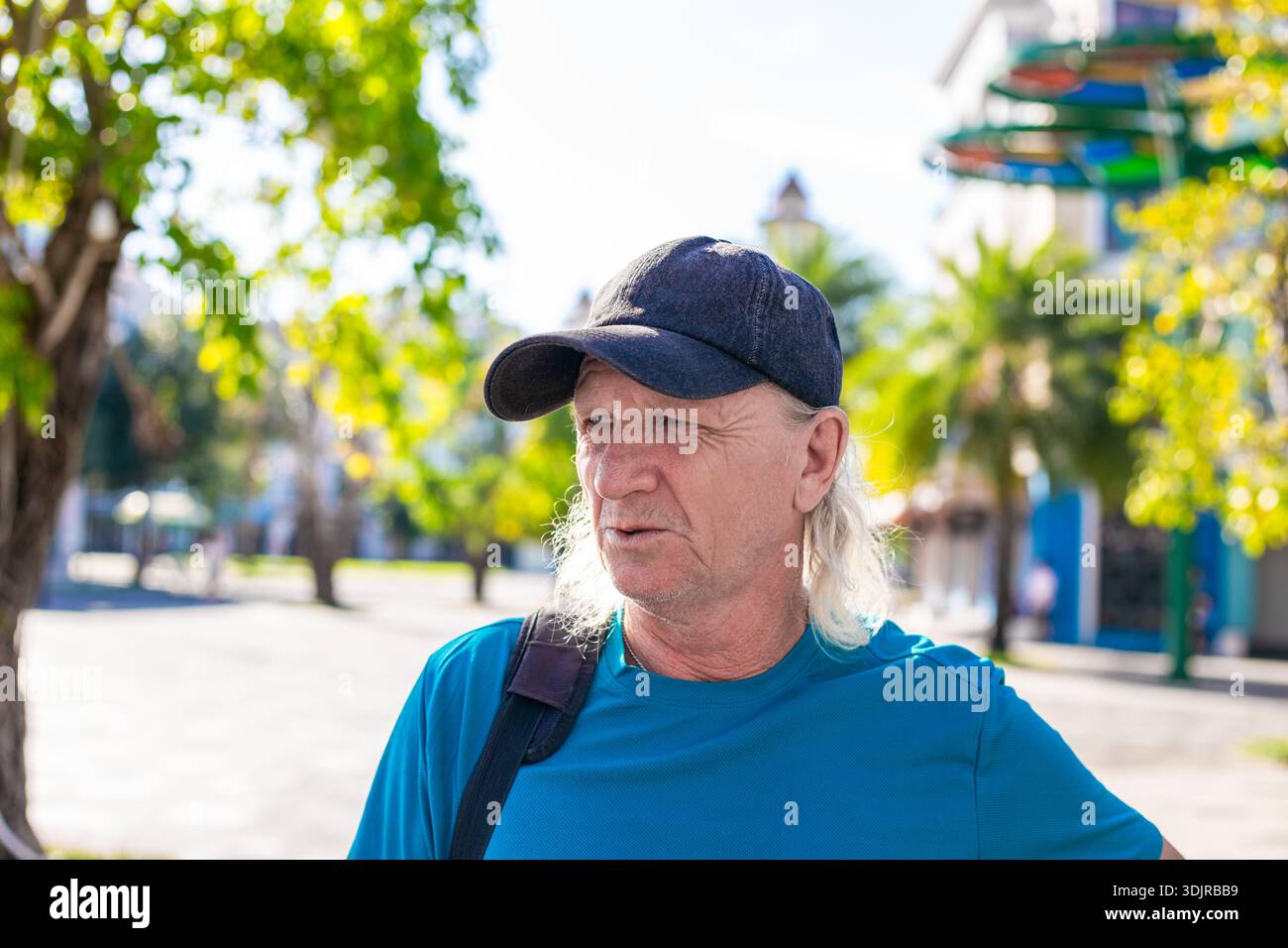 Disgruntled traveler hi-res stock photography and images - Alamy