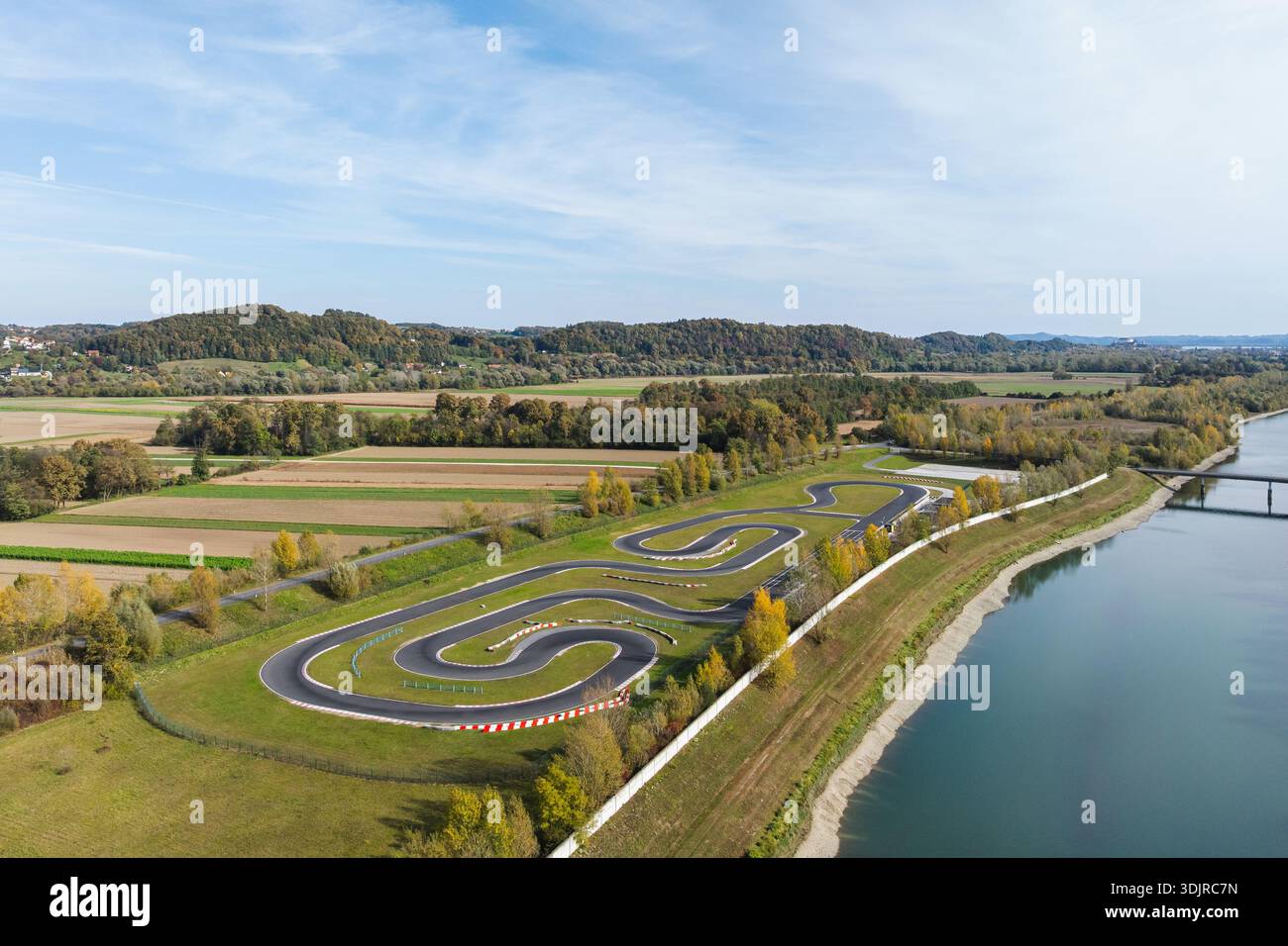Go kart racing environment hi-res stock photography and images - Alamy