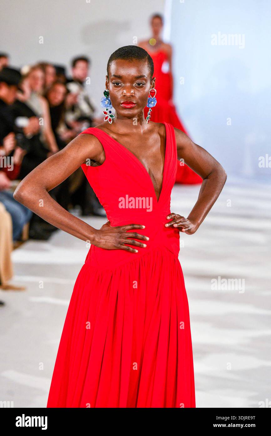 A model walks the runway during the Inclover Haute Couture Week Spring ...