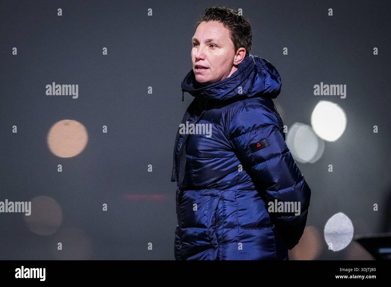 ROTTERDAM 28 01 2026 Varkenoord Season 2025 2026 Rotterdam 28 01 2026 Varkenoord Season 2025 2026 Dutch Knvb Beker Football Quarter Final Match Between Feyenoord And Az Women Picture Shows Feyenoord Coach Jessica Torny 3DJTJ80 