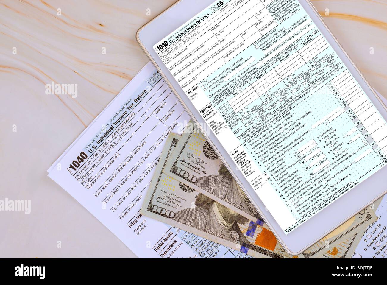 Digital tablet displays tax hi-res stock photography and images - Alamy