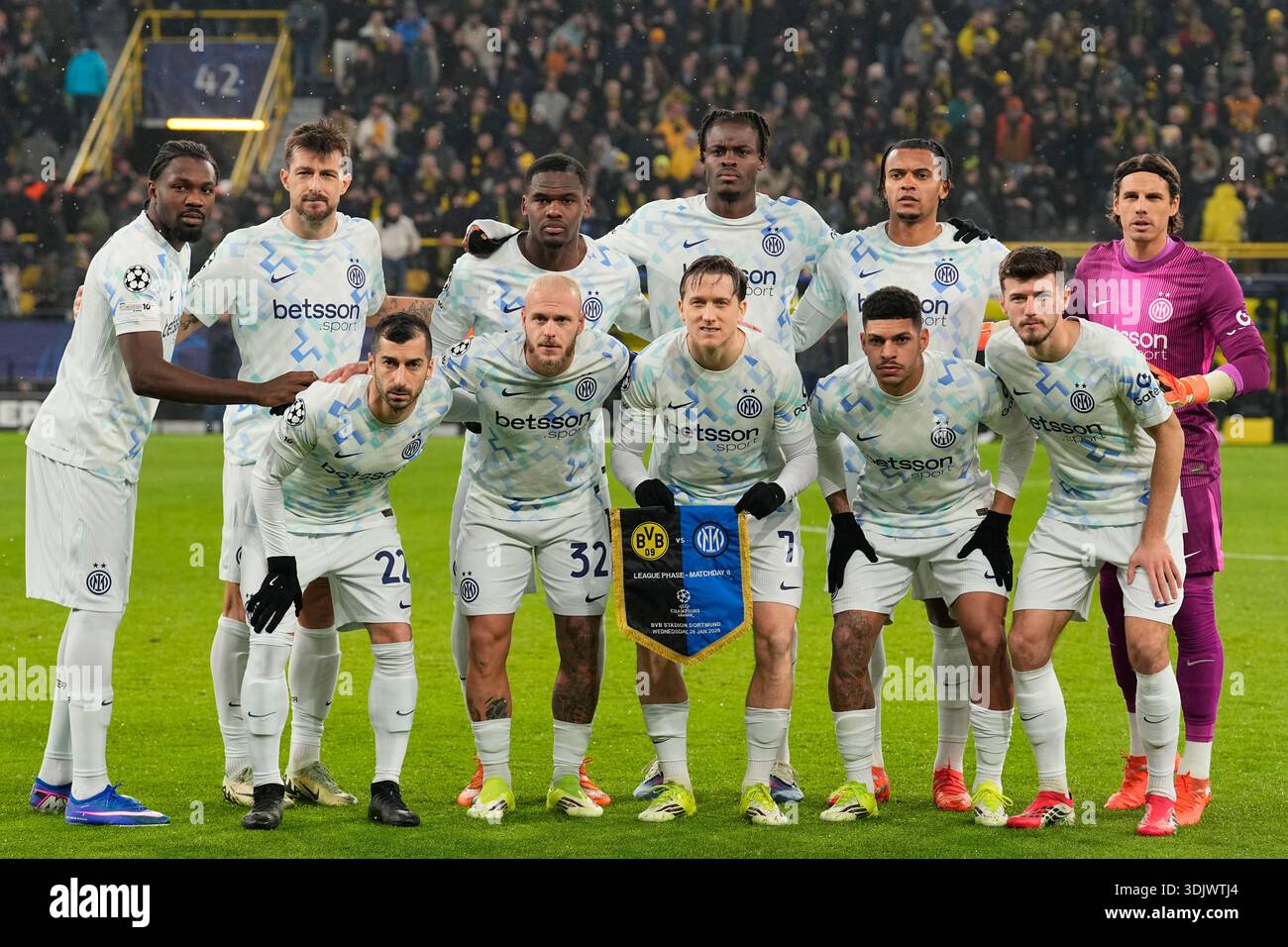 Team Inter poses for a photo prior the Champions League opening phase ...