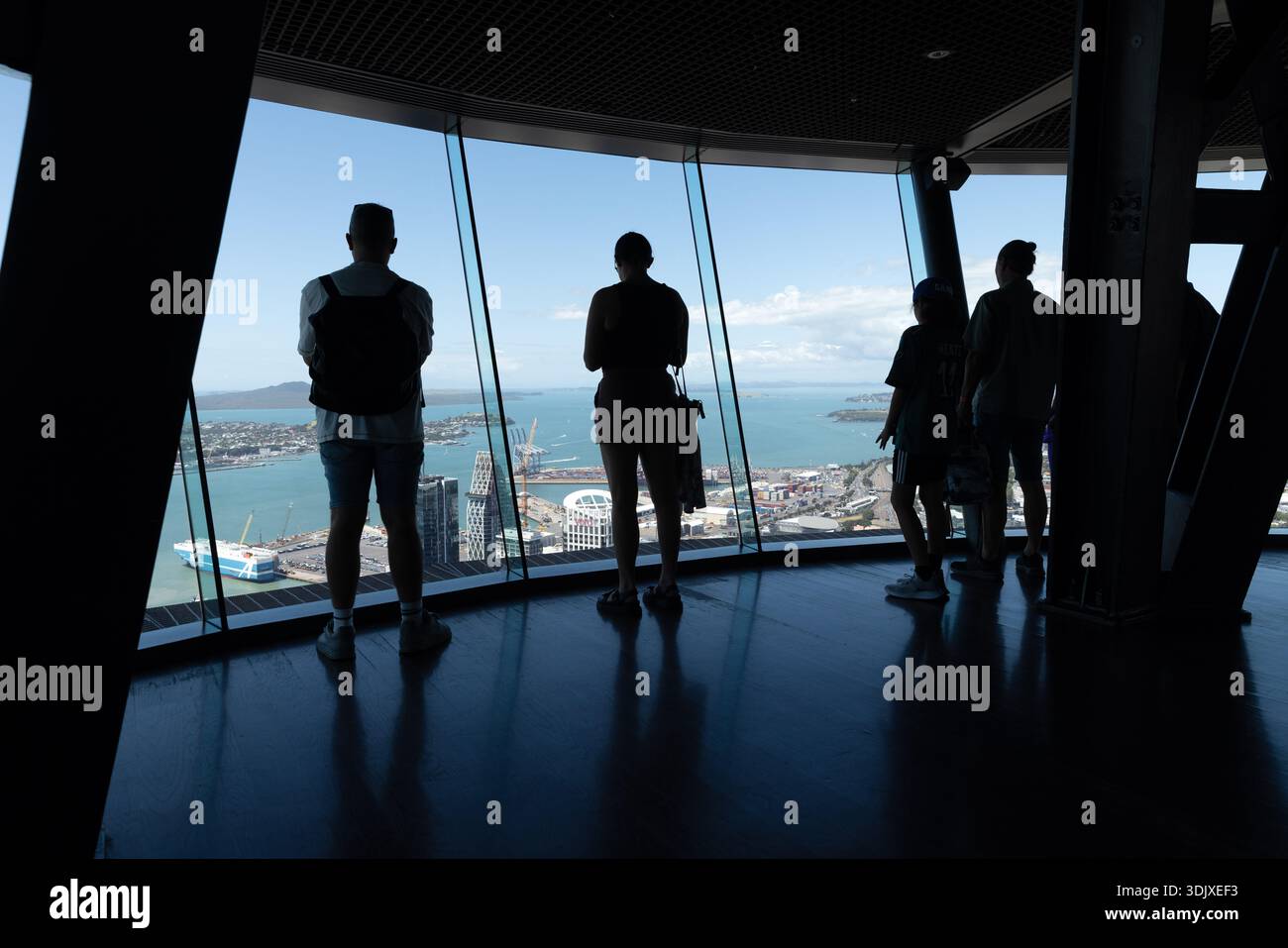 Visitors silhouetted sky tower hi-res stock photography and images - Alamy