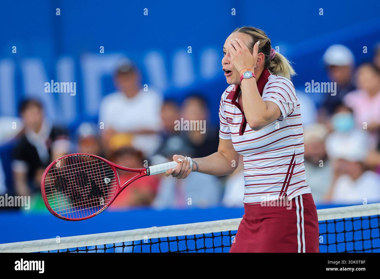manila-philippines-29th-jan-2026-donna-vekic-reacts-during-the