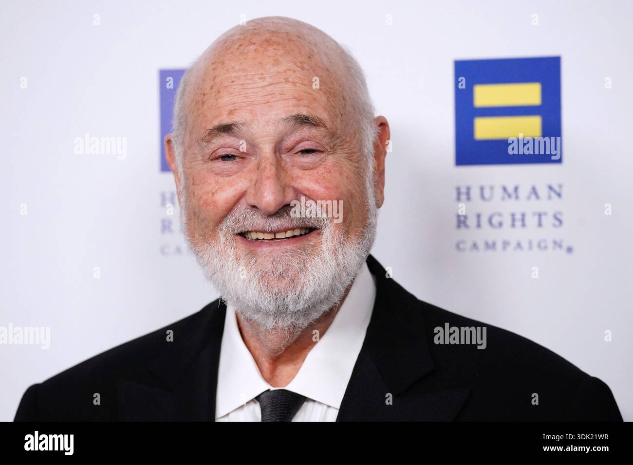 Rob Riner Eating FILE - Rob Reiner appears at the Human Rights Campaign's dinner in Los ...