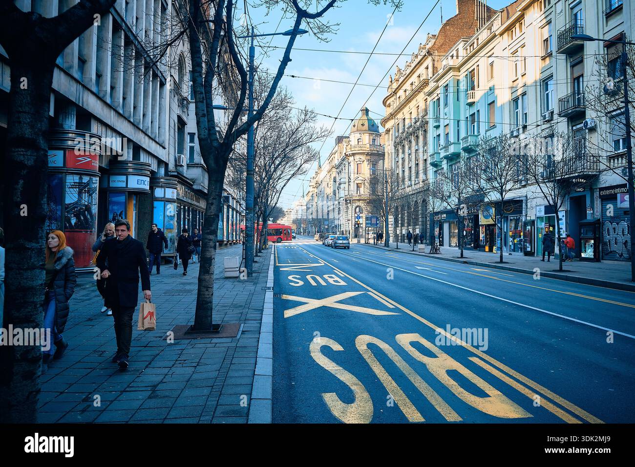 Road with bus marking hi-res stock photography and images - Alamy