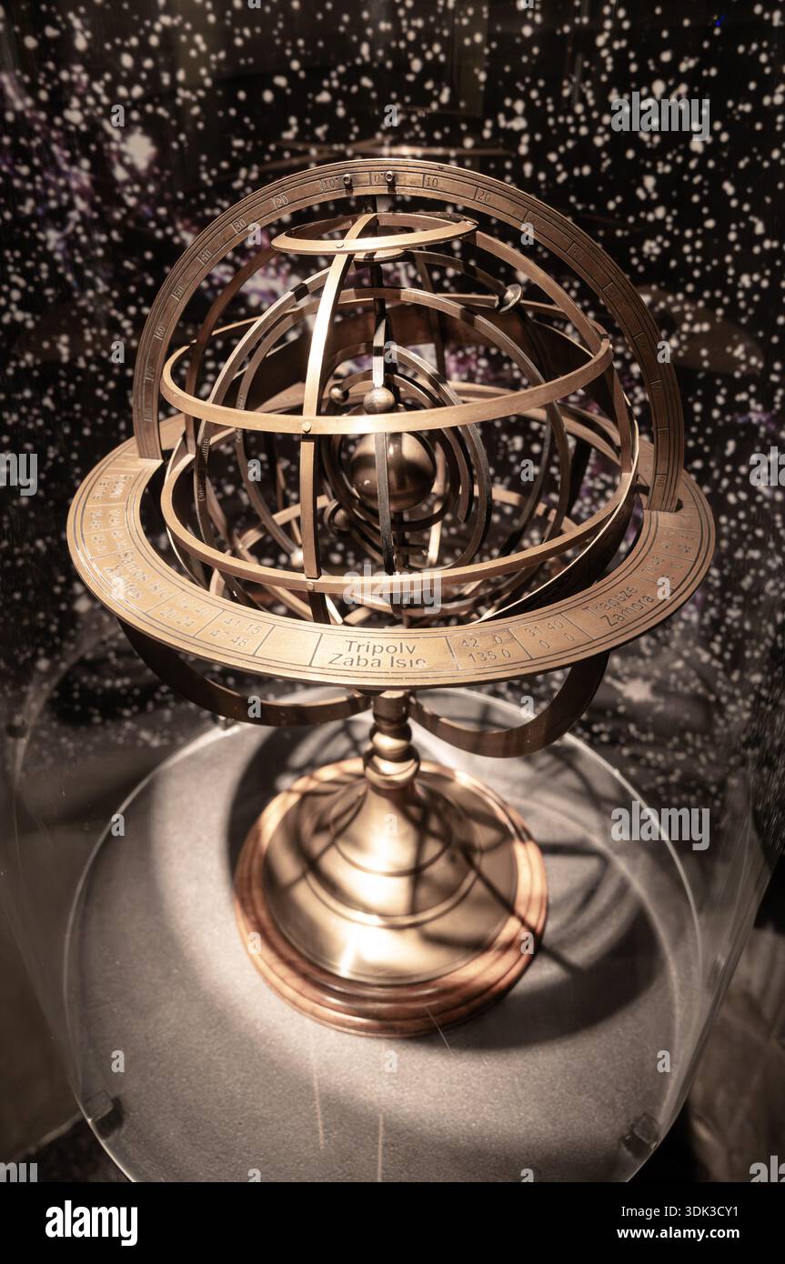 Elegant display piece hi-res stock photography and images - Alamy