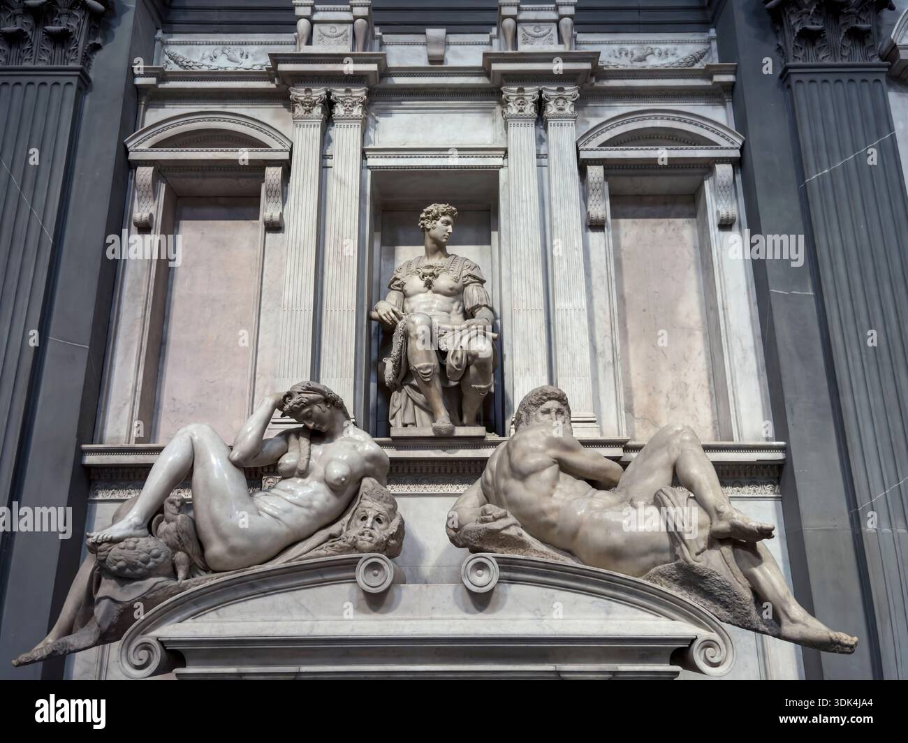Giuliano de medici michelangelo tomb hi-res stock photography and