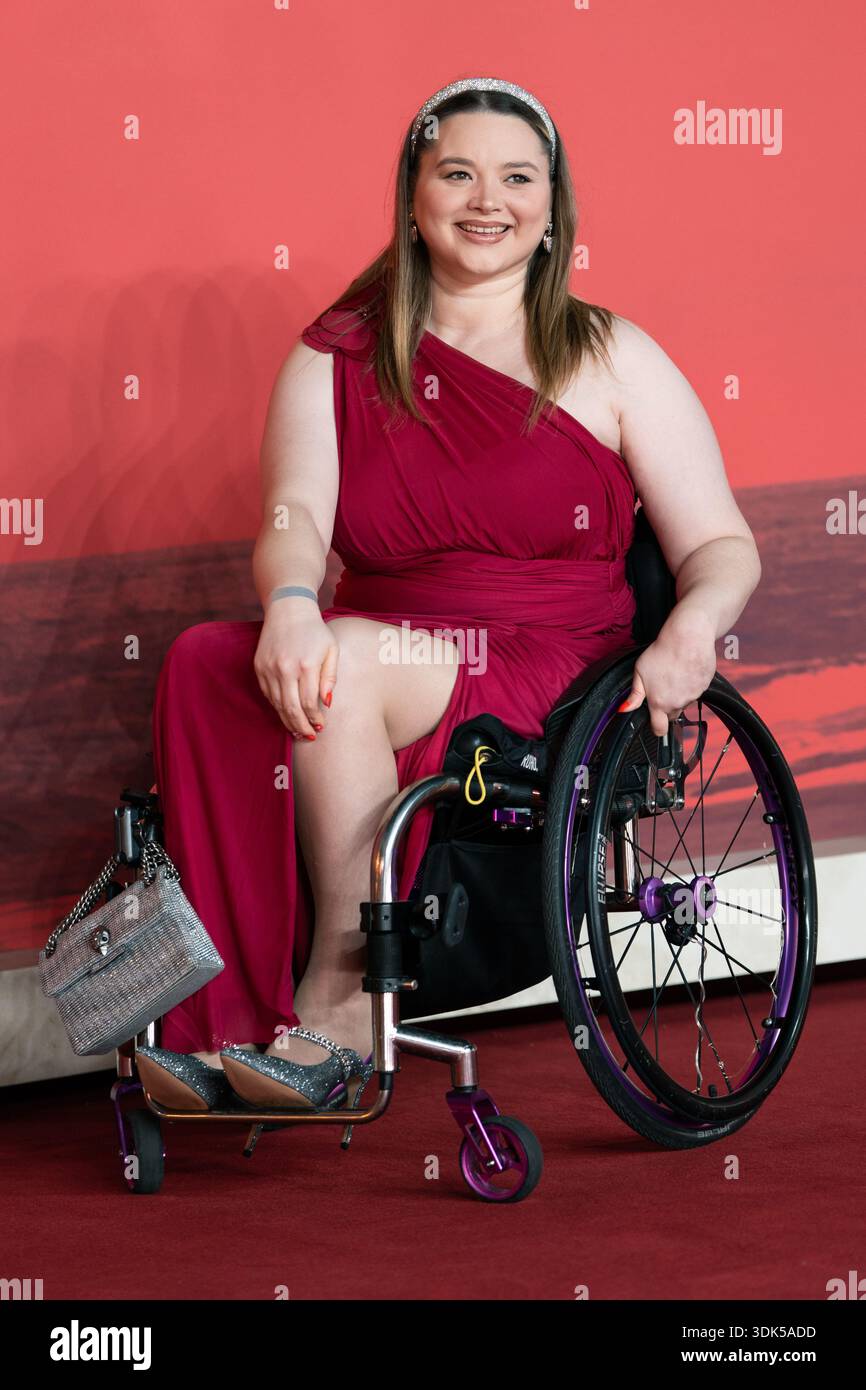 Amy Pohl attends the 