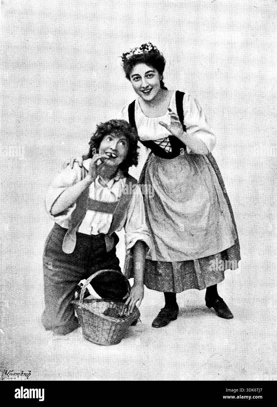 Hansel and gretel Black and White Stock Photos & Images - Alamy