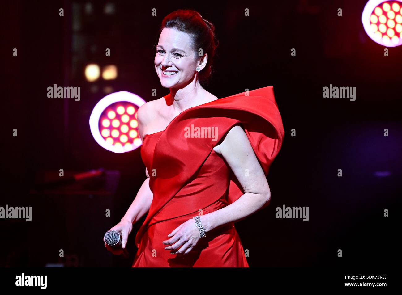 Host Laura Linney attends the American Heart Association's Red Dress ...