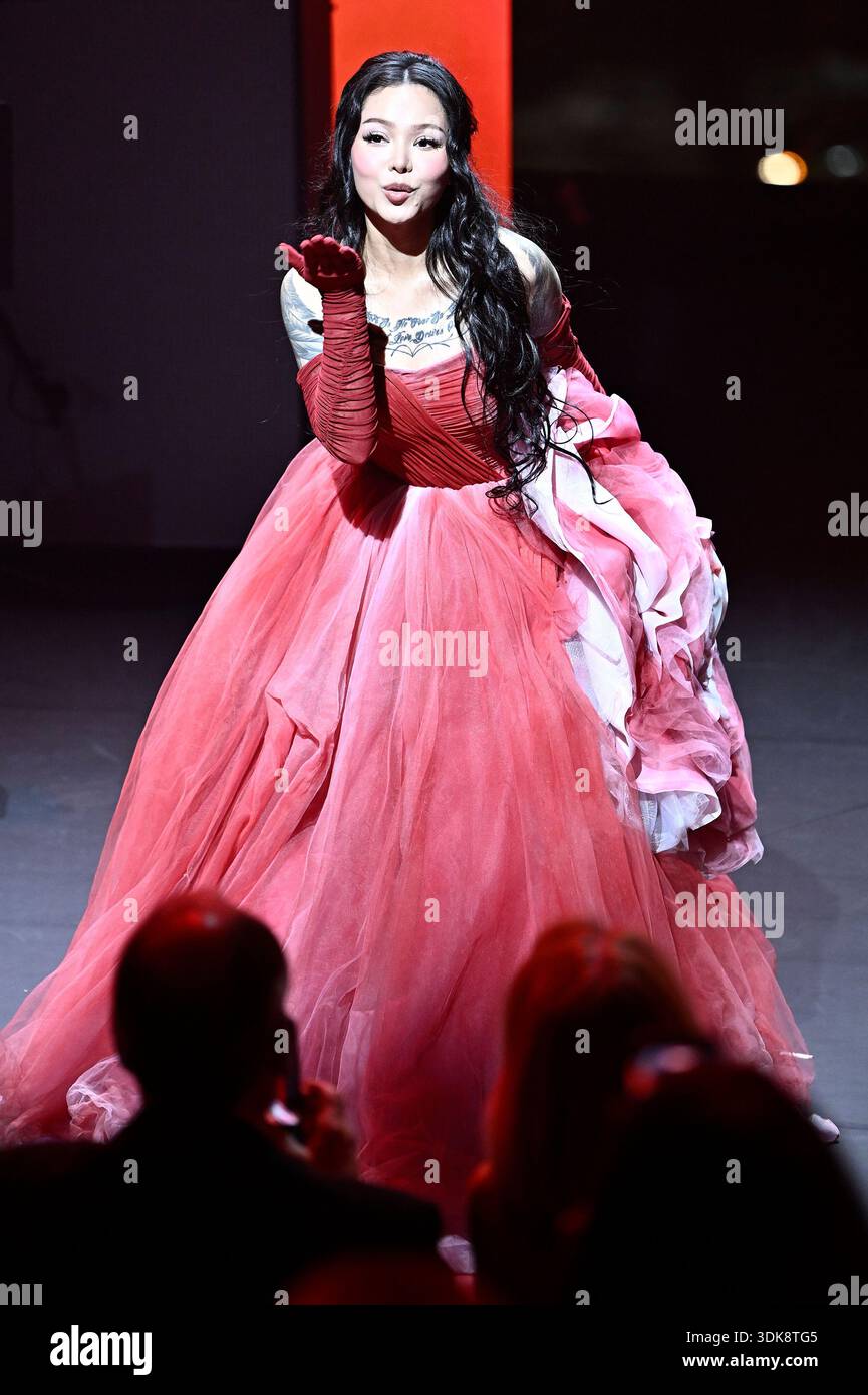 bella poarch pink dress Bella Poarch Wears Custom Pink Camisa By Vania Romoff At The 2024 Gold Gala